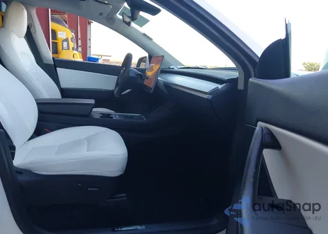 2021 Tesla Model Y Performance Dual Motor All-Wheel Drive from USA, damaged, VIN 5YJYGDEF7MF215952